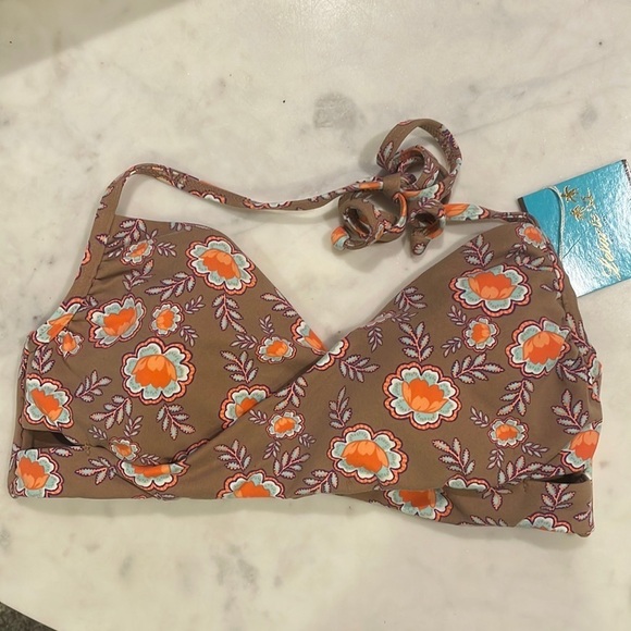 Letarte Floral Printed Crossover Swim Top - Picture 3 of 10